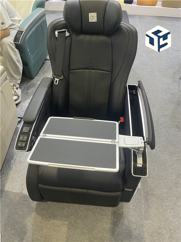 Akcesoria do samochodów dostaw – Back Seat Car Table recenzja i cena